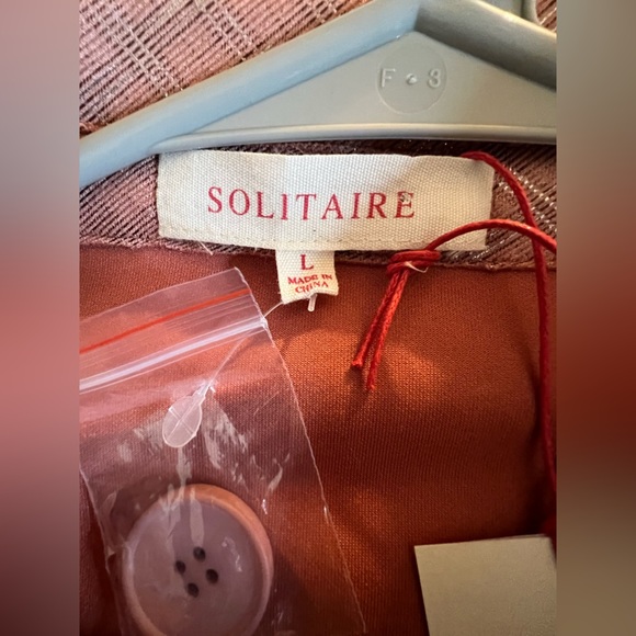 NWT Solitaire double breasted coral and silver spring jacket. Women’s size L. - Picture 8 of 10